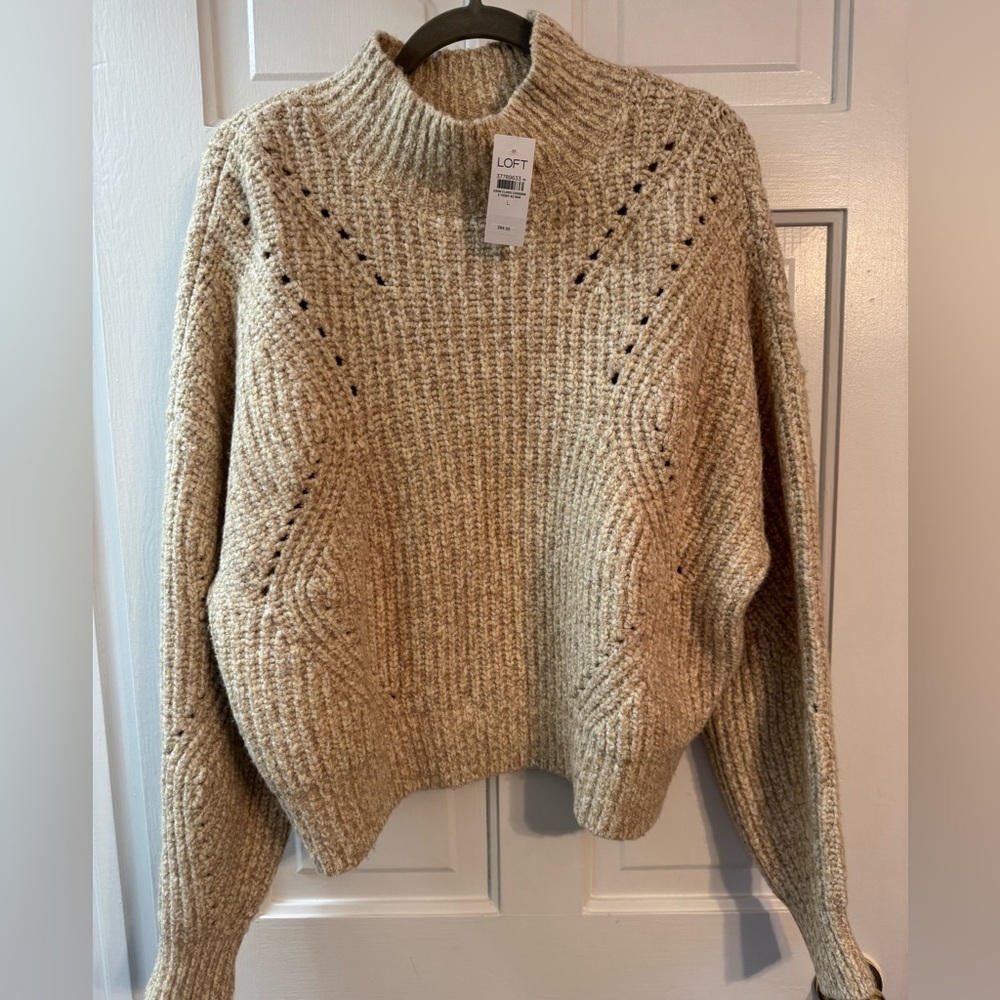 LOFT NWT $85MSRP Size Large Cotton, Nylon, Wool Blend Cream/Tan Sweater